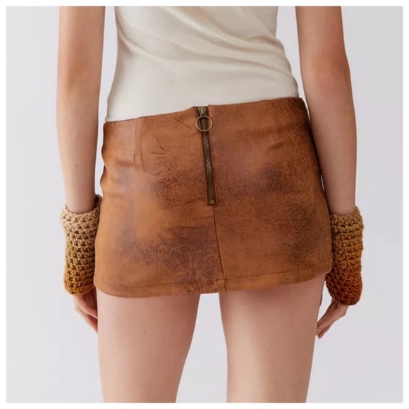 Urban Outfitters Logan Faux Leather Mini Skirt - Picture 3 of 6